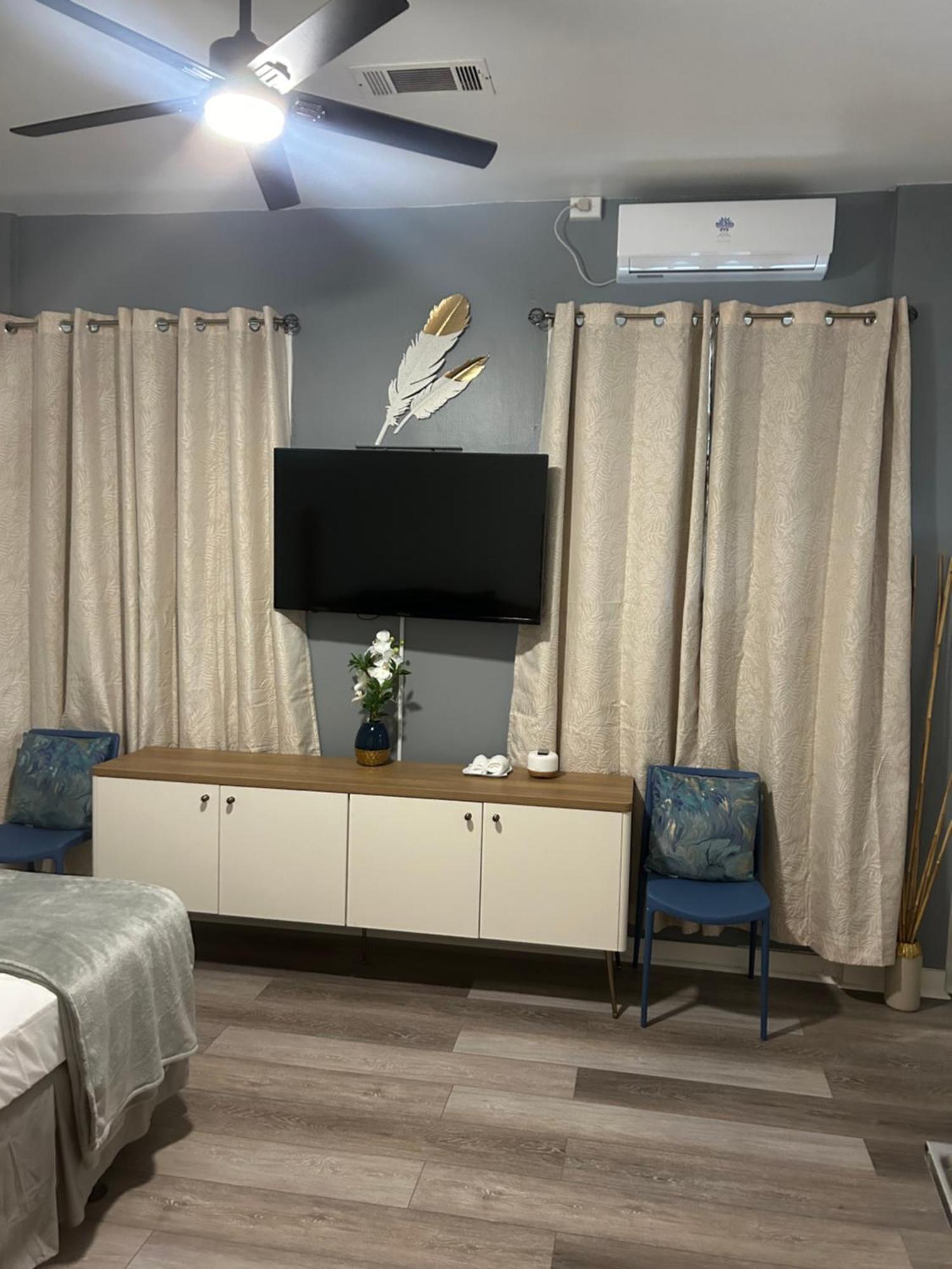 The Royal Nest Trinidad Bed & Breakfast Diego Martin Ngoại thất bức ảnh